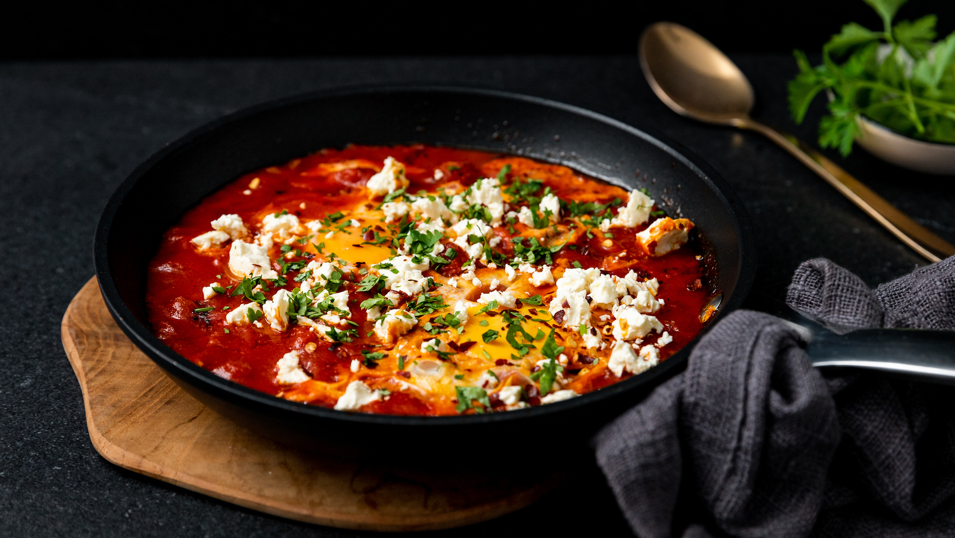 CrossFit | Poached Eggs in Spicy Tomato Sauce