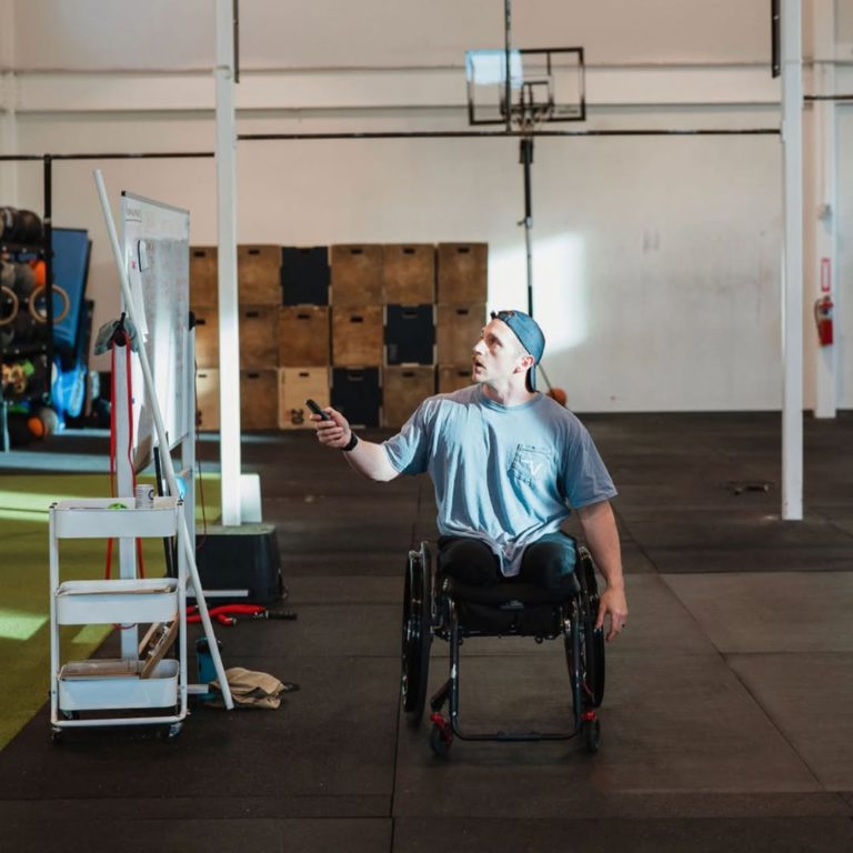 Mike Egan coaching at 3F CrossFit